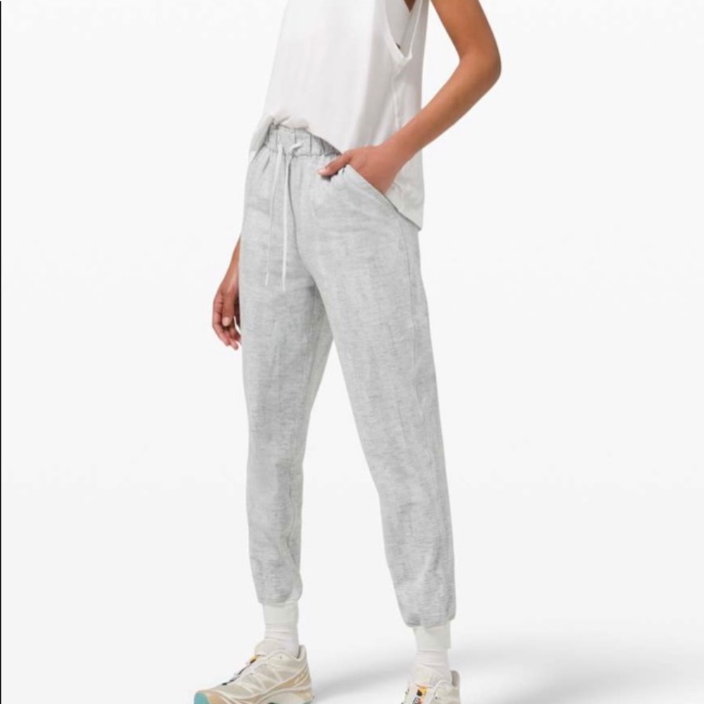 NWT Lululemon Stretch High-Rise Jogger Size 2